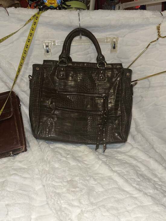 Athena - , - Picture 1 of 12